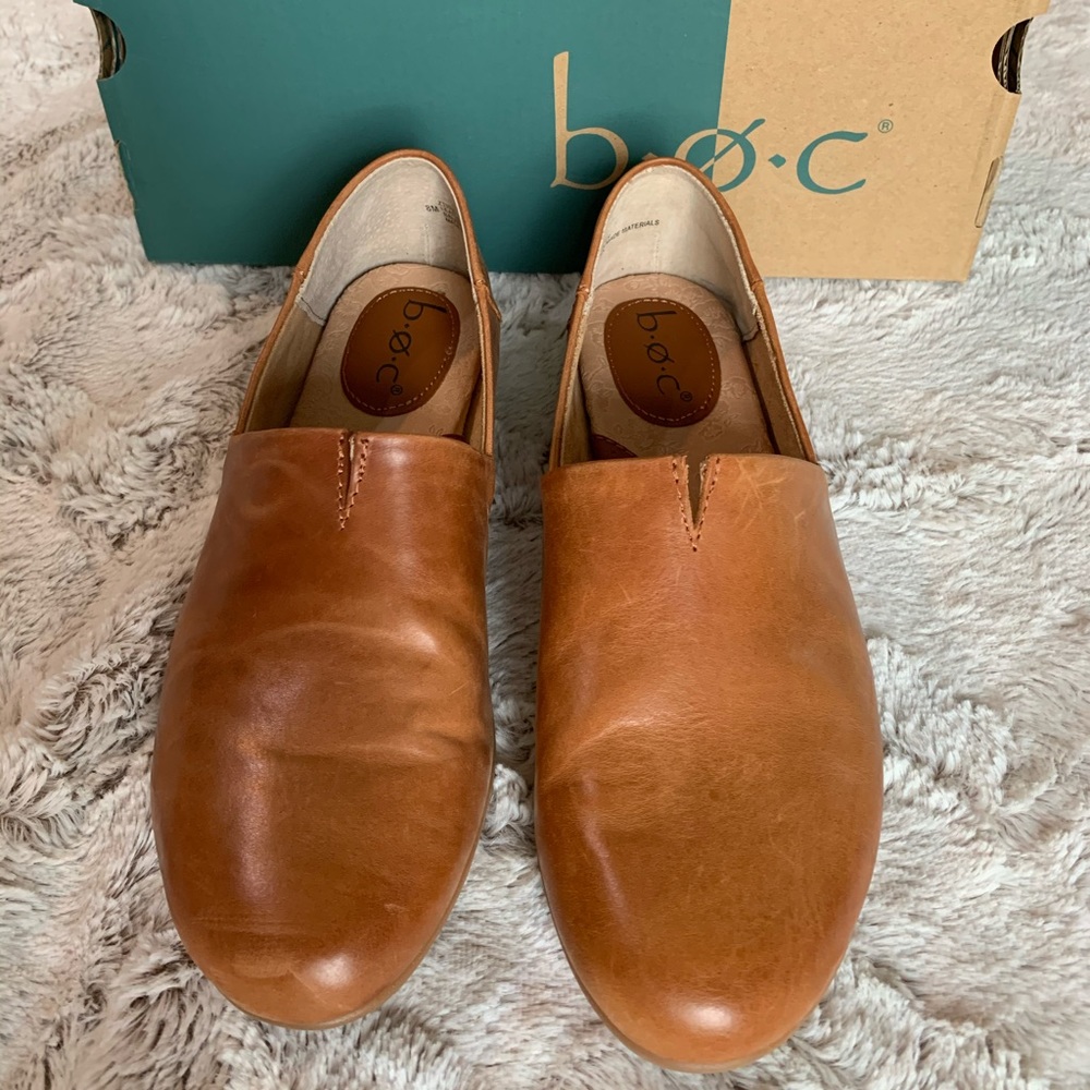 SUREE TAUPE LOAFERS